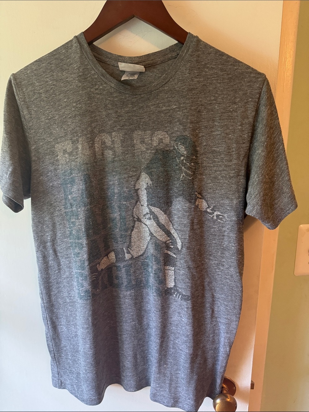 Junk Food Clothing Heather Gray Philadelphia Eagles Vintage Football Graphic Tee